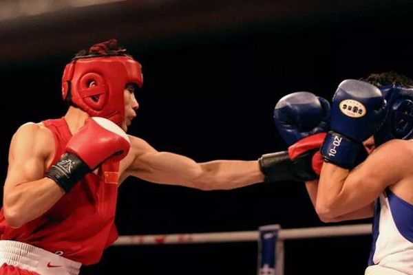 威海运动员省拳击冠军赛摘金