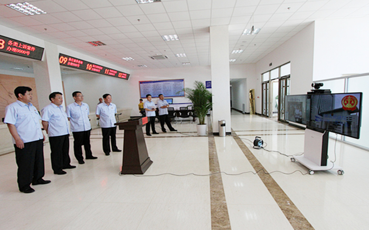 诉调对接服务百姓 多元化解矛盾纠纷