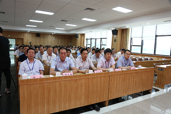 高区举办党风廉政教育和职务违法犯罪预防宣讲