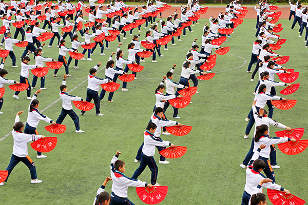 淄博市教育局局长于军率团来高区考察学习