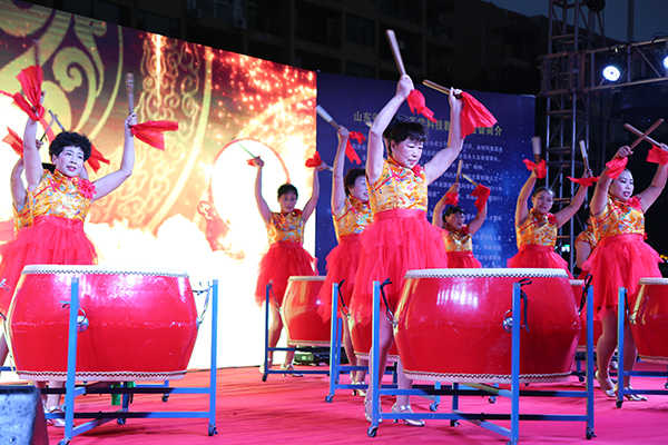 2018高区沙滩文化节暨爱护海洋生态文明公益