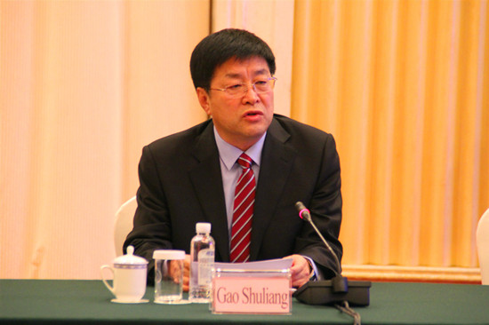 市发改委负责人进行了新动能重点领域和项目推介,市政府副市长高书良