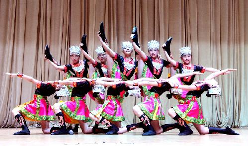 经区举行六一国际儿童节庆祝大会