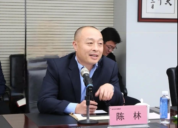 区管委与威高集团召开工作对接会