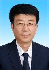<!--信息标题-->