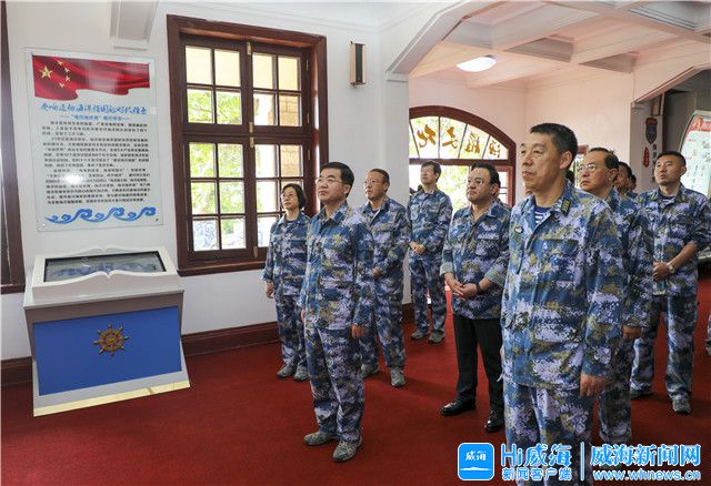 威海市人民政府 今日威海 市领导与部队官兵同过"军事日"