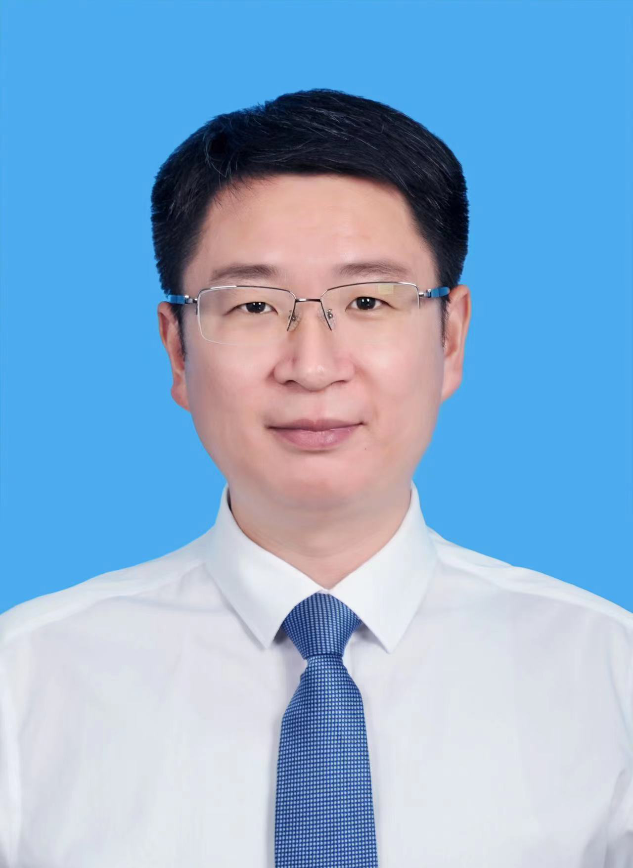<!--信息标题-->