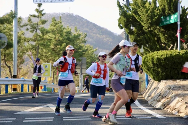 “好运山东”环翠文旅·2026千里山海跑激情开跑