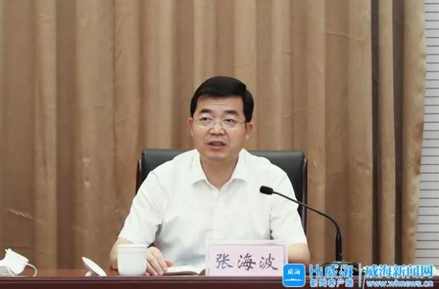 威海市人民政府 临港区 张海波调研碳纤维产业链发展时强调:加快打造特色鲜明的高端优势产业集群