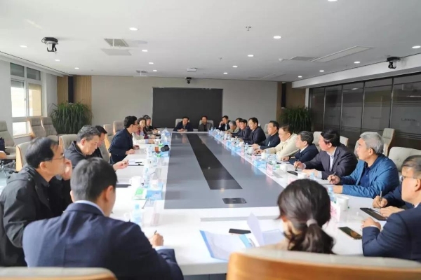 市关工委主任刘玉党一行来我区调研